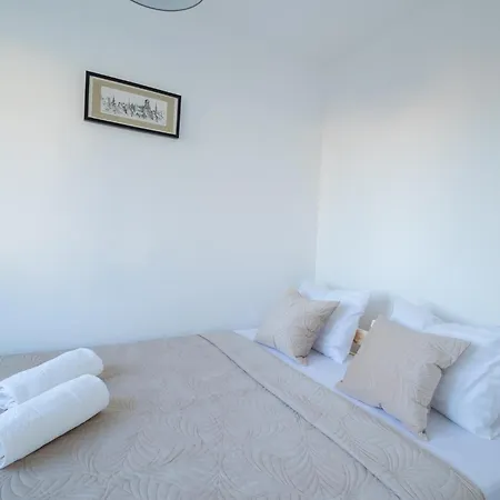Quiet Redlowo 10 Min To Appartement *